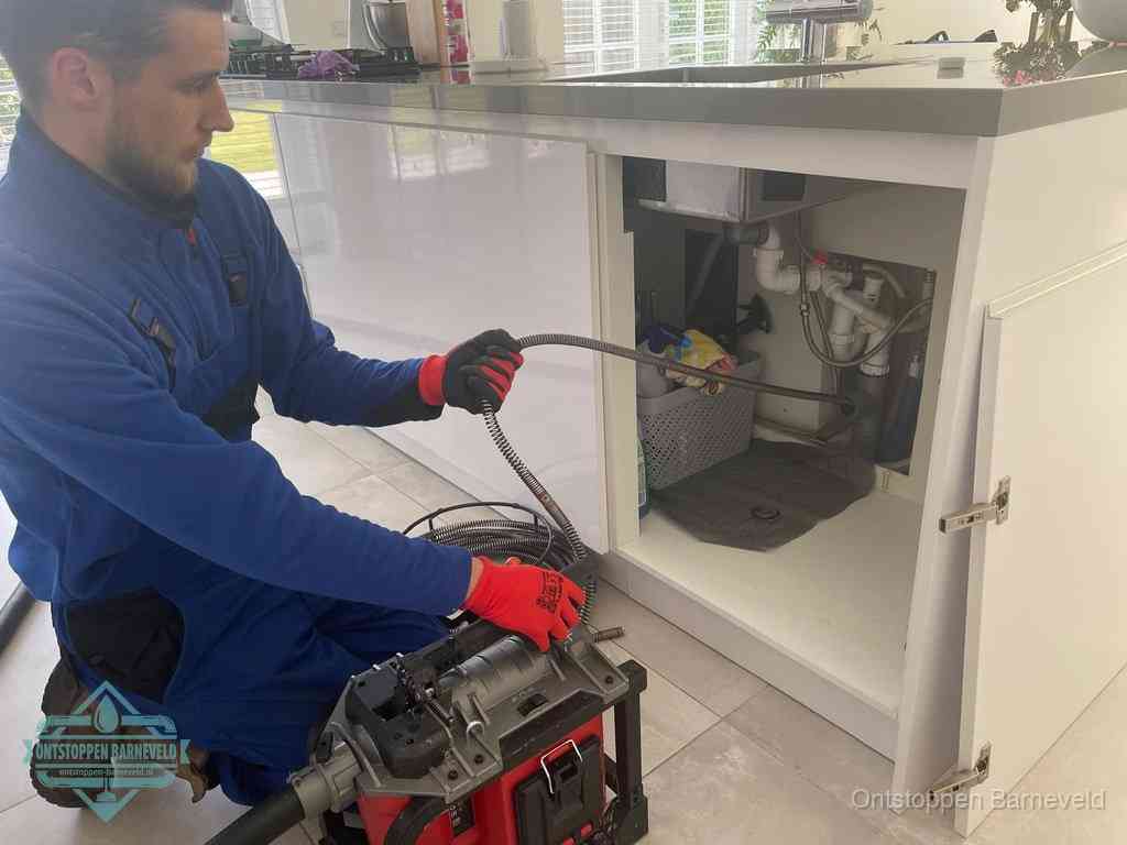 Riool ontstoppen ontstoppingsveer in Barneveld